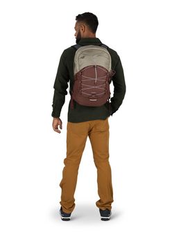 OSPREY Stadtrucksack QUASAR,  sawdust tan/raisin red